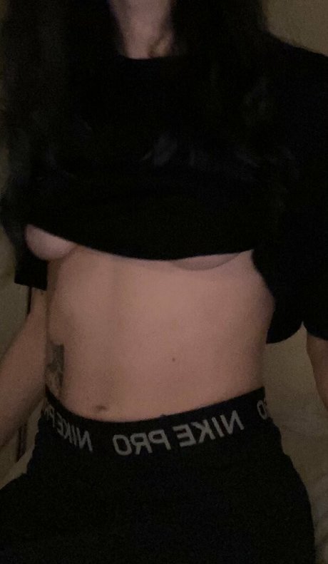 Nacktes geleaktes OnlyFans-Foto von Pale Tattoos