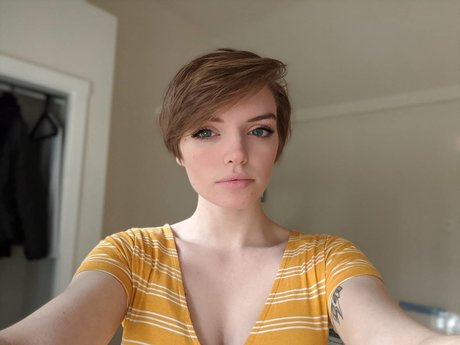 Nacktes geleaktes OnlyFans-Foto von Probablybekah