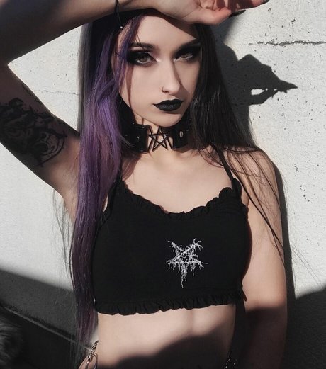 Nacktes geleaktes OnlyFans-Foto von Xholdontillmay