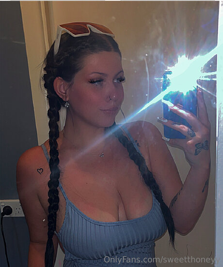 Sweetthoneyy