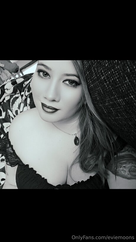 Eviemoons