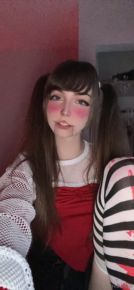 Nacktes geleaktes OnlyFans-Foto von Savaurelia
