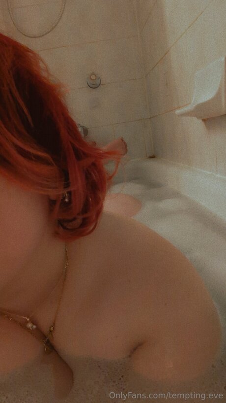 Nacktes geleaktes OnlyFans-Foto von Tempting Eve