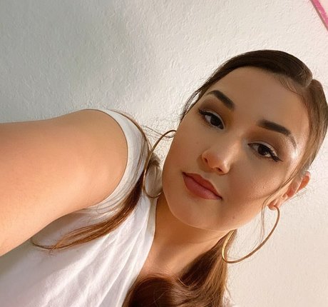 Nacktes geleaktes OnlyFans-Foto von Nedi Martinez