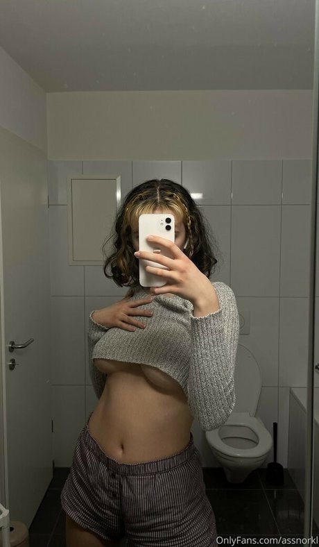 Nacktes geleaktes OnlyFans-Foto von Oatmilk6374