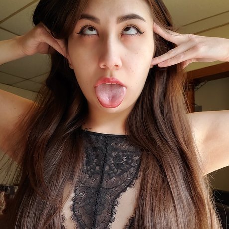 Nacktes geleaktes OnlyFans-Foto von Lanakane