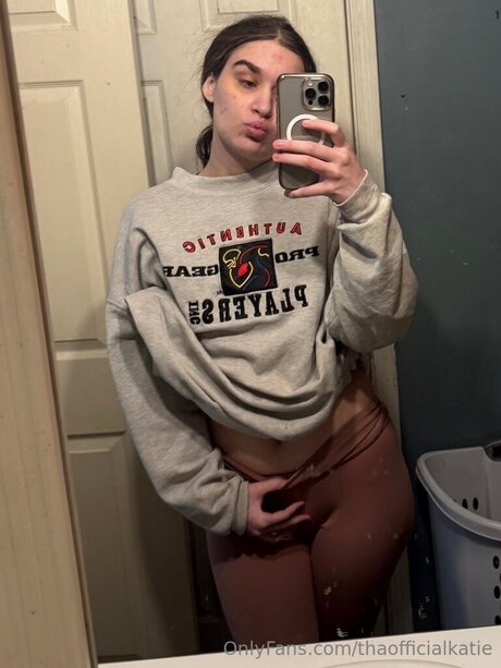 Nacktes geleaktes OnlyFans-Foto von Thaofficialkatie