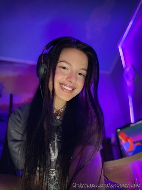 Xhoneyjane