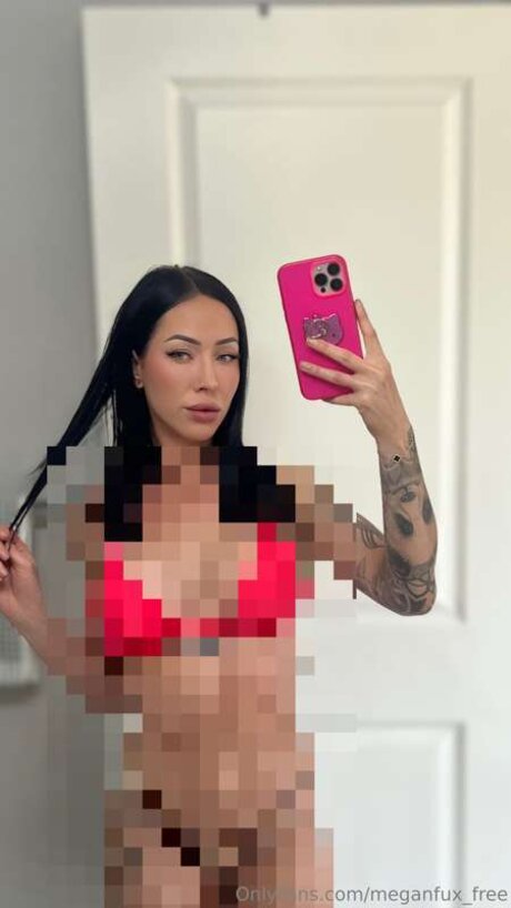 Nacktes geleaktes OnlyFans-Foto von Meganfux Free