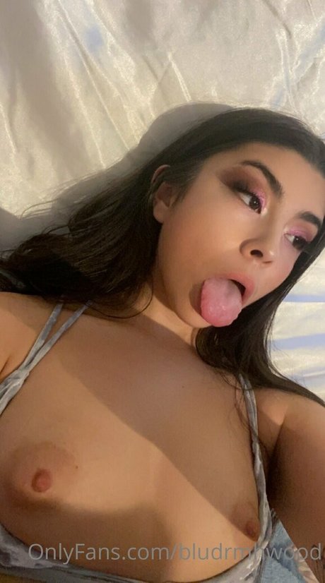Nacktes geleaktes OnlyFans-Foto von Blue Dream Hollywood