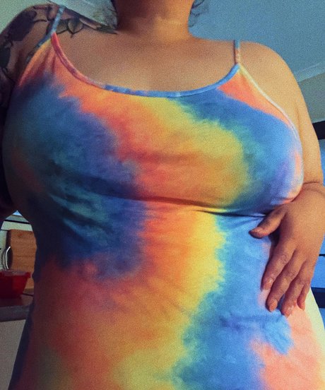 Nacktes geleaktes OnlyFans-Foto von Fat Puthy Lipth