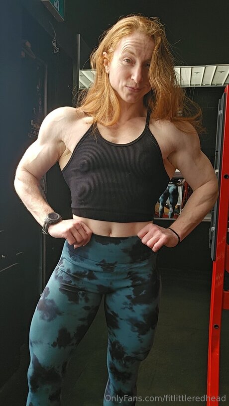 Fitlittleredhead