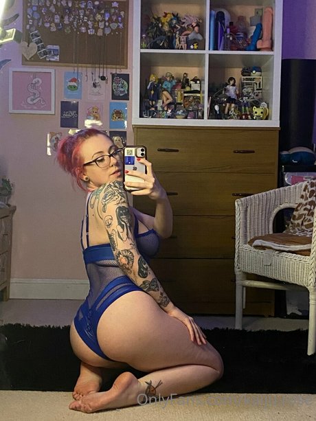 Nacktes geleaktes OnlyFans-Foto von Kaijurose