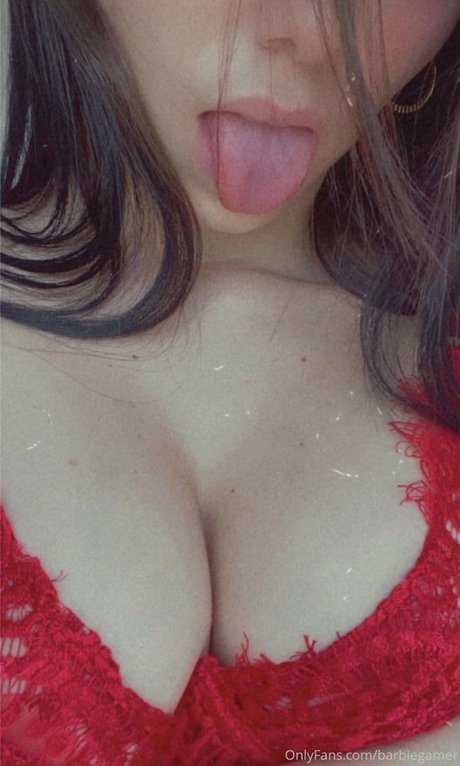 Nacktes geleaktes OnlyFans-Foto von Barbie Gamers