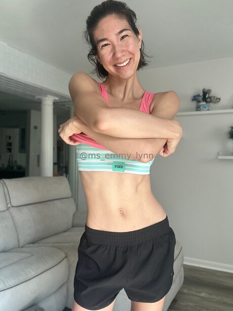 Nacktes geleaktes OnlyFans-Foto von Ms Emmy Lynn