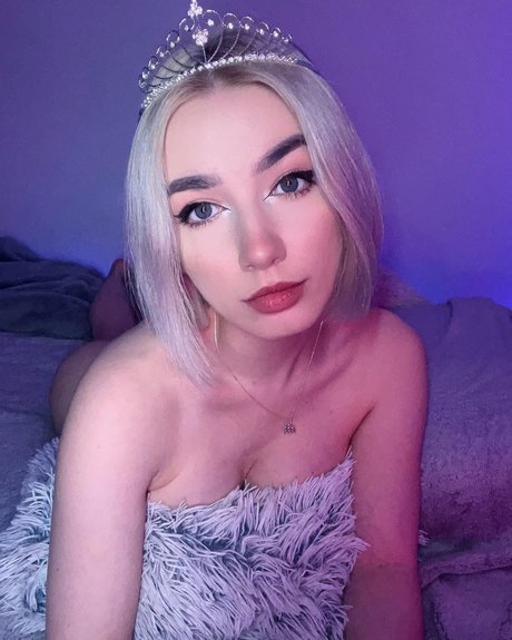 Nacktes geleaktes OnlyFans-Foto von Juicy Melody