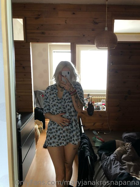 Nacktes geleaktes OnlyFans-Foto von Maryjanakrasnapanna