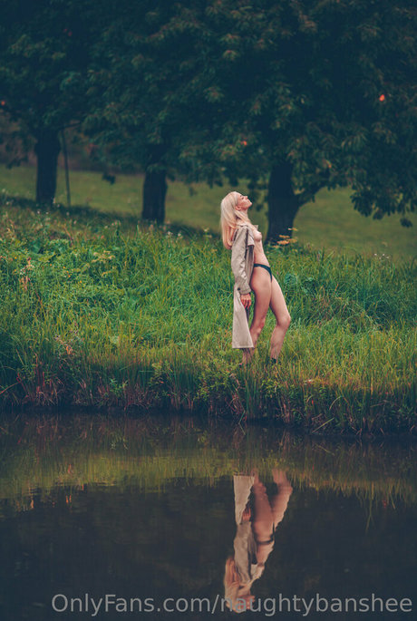 Nacktes geleaktes OnlyFans-Foto von Naughtybanshee