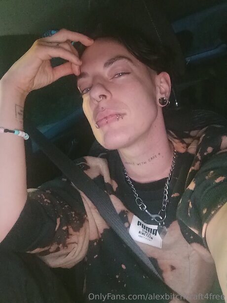 Alexbitchcraft4free