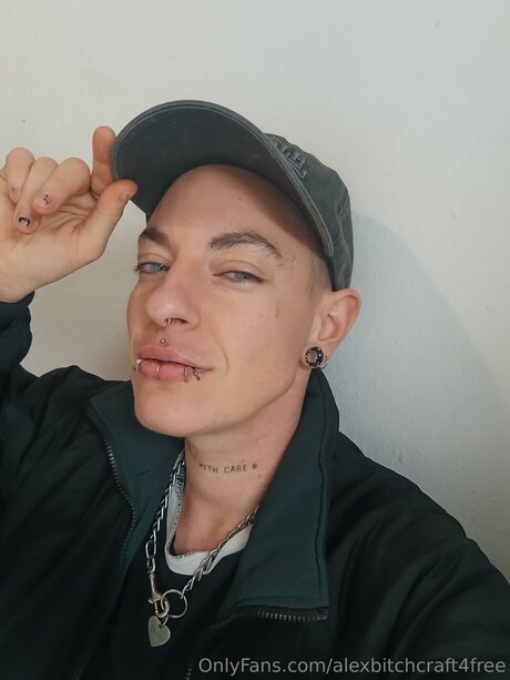 Alexbitchcraft4free