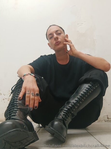 Alexbitchcraft4free