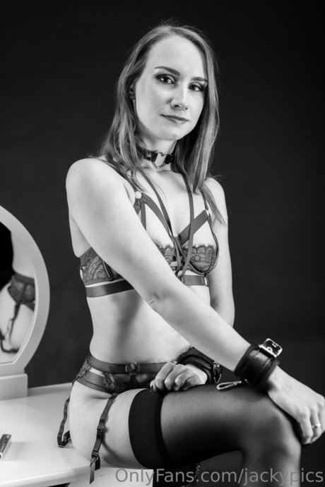 Nacktes geleaktes OnlyFans-Foto von Jackypics