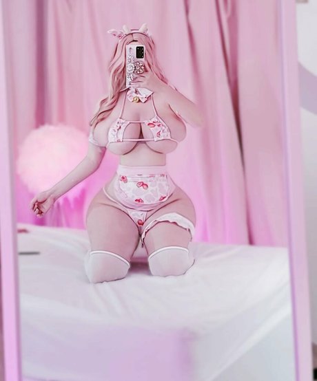 Nacktes geleaktes OnlyFans-Foto von Aingchuu