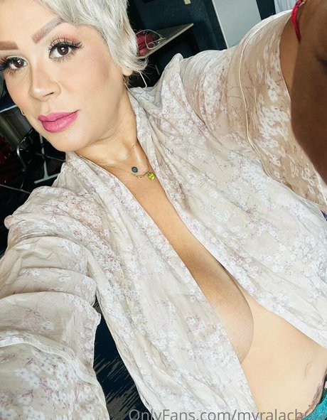 Nacktes geleaktes OnlyFans-Foto von Myralachula