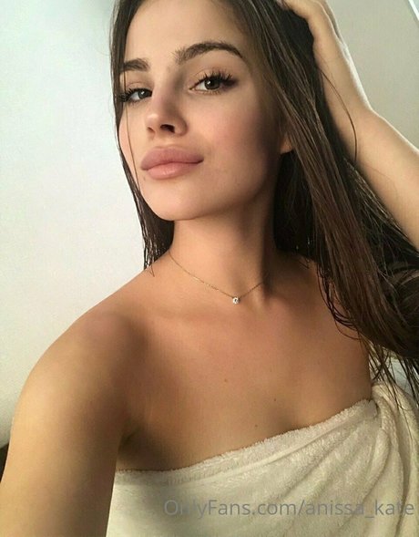 Anissa KATE