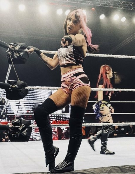 Dakota Kai
