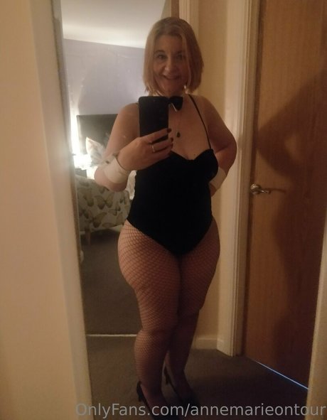 Nacktes geleaktes OnlyFans-Foto von Annemarieontour