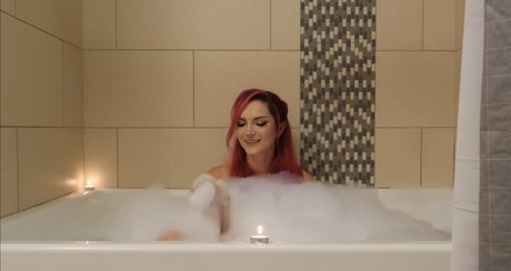 Nacktes geleaktes OnlyFans-Foto von Busy B Asmr