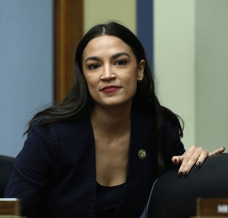 Nacktes geleaktes OnlyFans-Foto von Alexandria Ocasiocortez