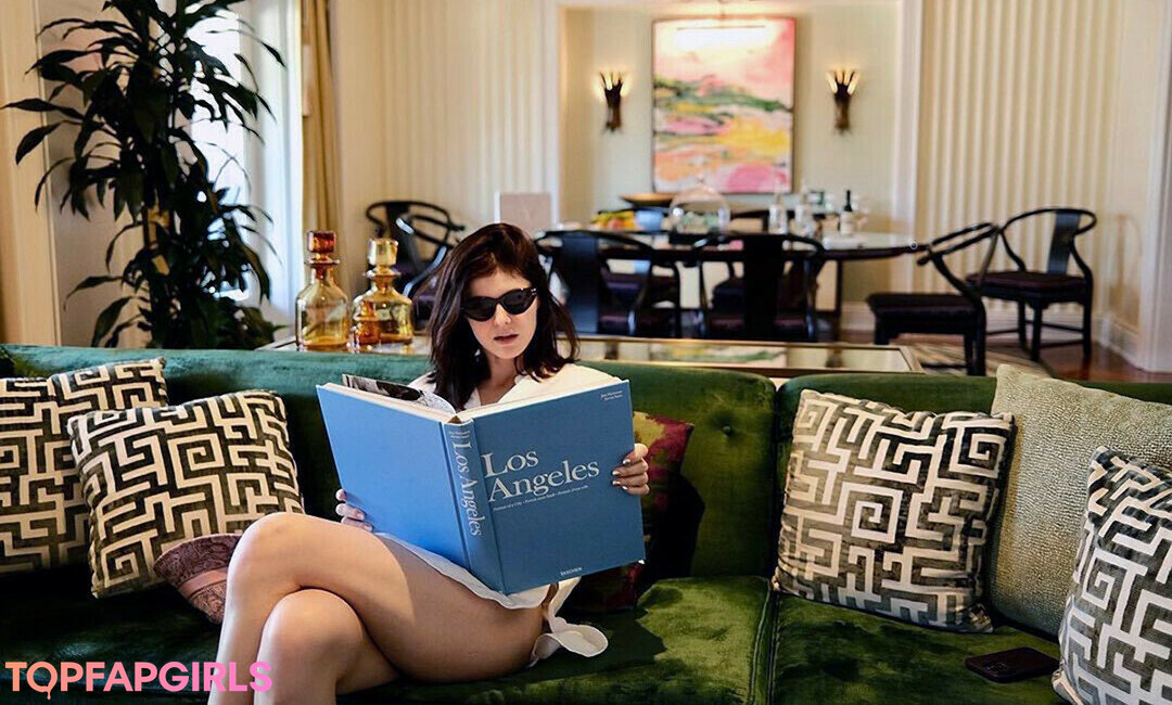 Nacktes geleaktes OnlyFans-Foto von Alexandra Daddario #1547