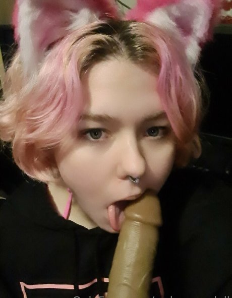 Dramatic_dumpster_free