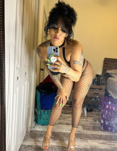 Nacktes geleaktes OnlyFans-Foto von Nadiabynature