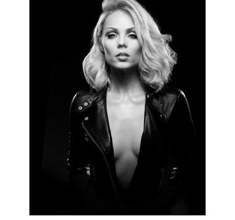 Nacktes geleaktes OnlyFans-Foto von Laura Vandervoort