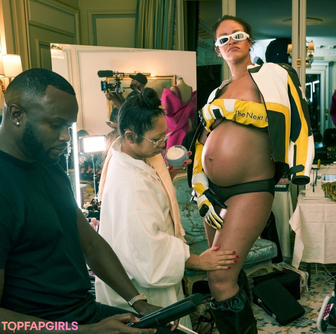 Nacktes geleaktes OnlyFans-Foto von Rihanna #1168