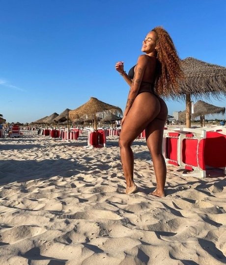 Nacktes geleaktes OnlyFans-Foto von Catarina Braga