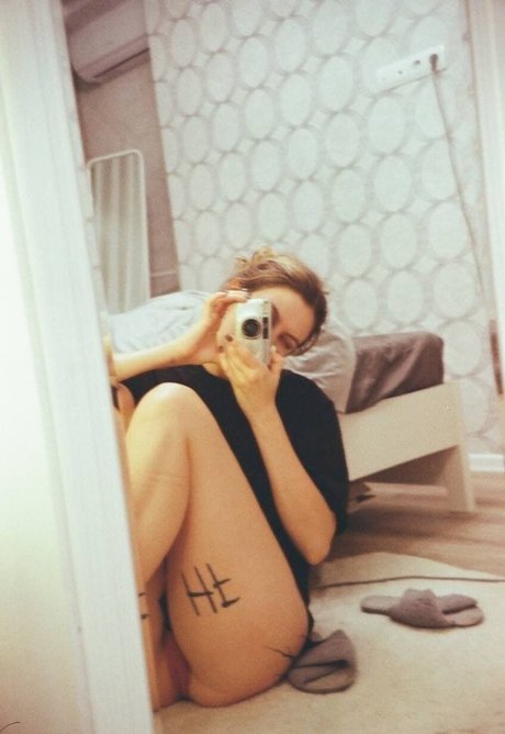 Nacktes geleaktes OnlyFans-Foto von Lyasheva
