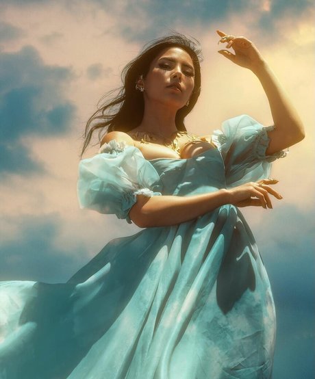 Nacktes geleaktes OnlyFans-Foto von Anna Akana