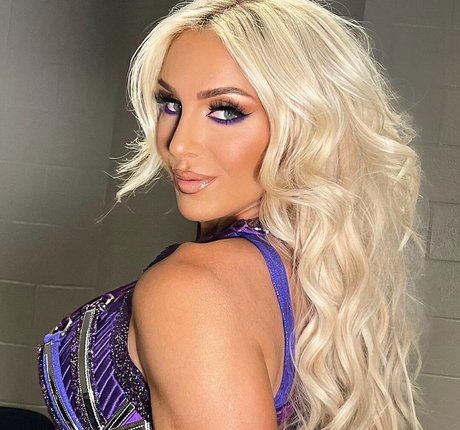 Charlotte Flair