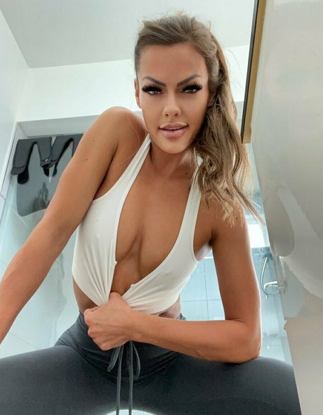 Nacktes geleaktes OnlyFans-Foto von Milanariccifree
