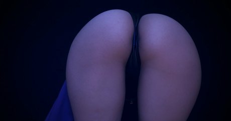 Nacktes geleaktes OnlyFans-Foto von Ellieidol