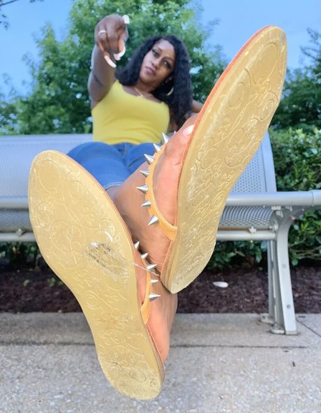 Nacktes geleaktes OnlyFans-Foto von Haitianbabefeet