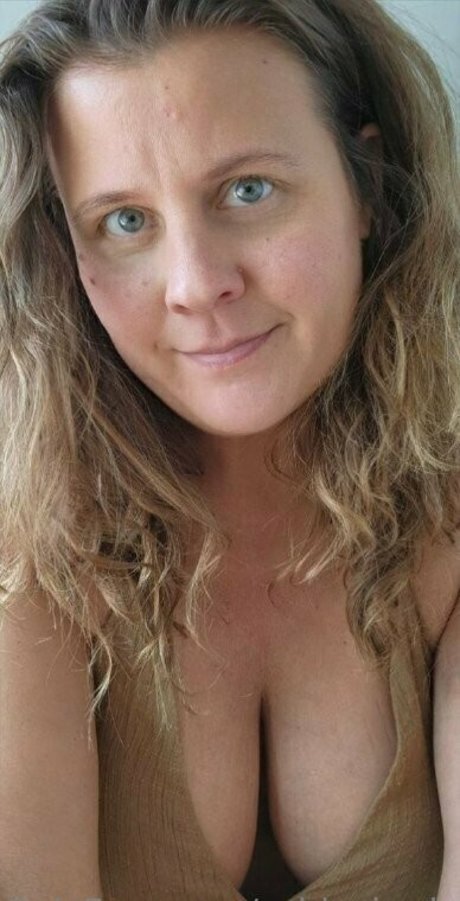 Ashleyjordanofficial