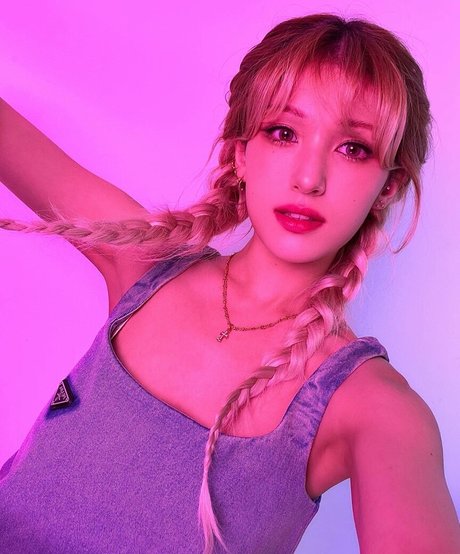 Nacktes geleaktes OnlyFans-Foto von Jeon Somi