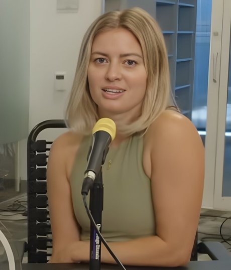 Elyse Willems