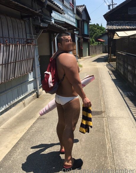 Nacktes geleaktes OnlyFans-Foto von Gnumber