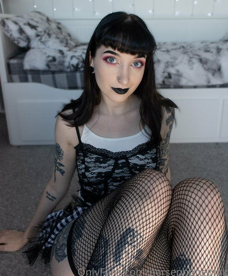 Nacktes geleaktes OnlyFans-Foto von Persephonepink